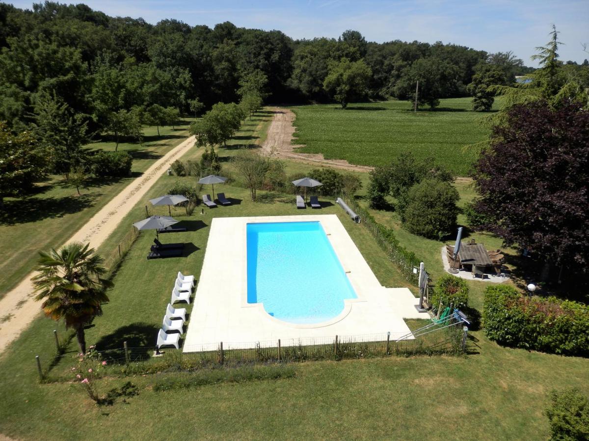 Chateau La Mothaye - Self Catering Apartments With Pool In The Loire Valley Les Bois-d'Anjou Zewnętrze zdjęcie